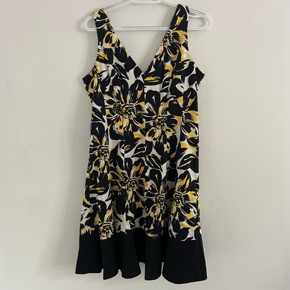 Nine West Fit&Flare Dress - Picture 7 of 16